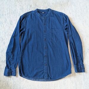 Uniqlo Dark Blue Casual Button Down Shirt